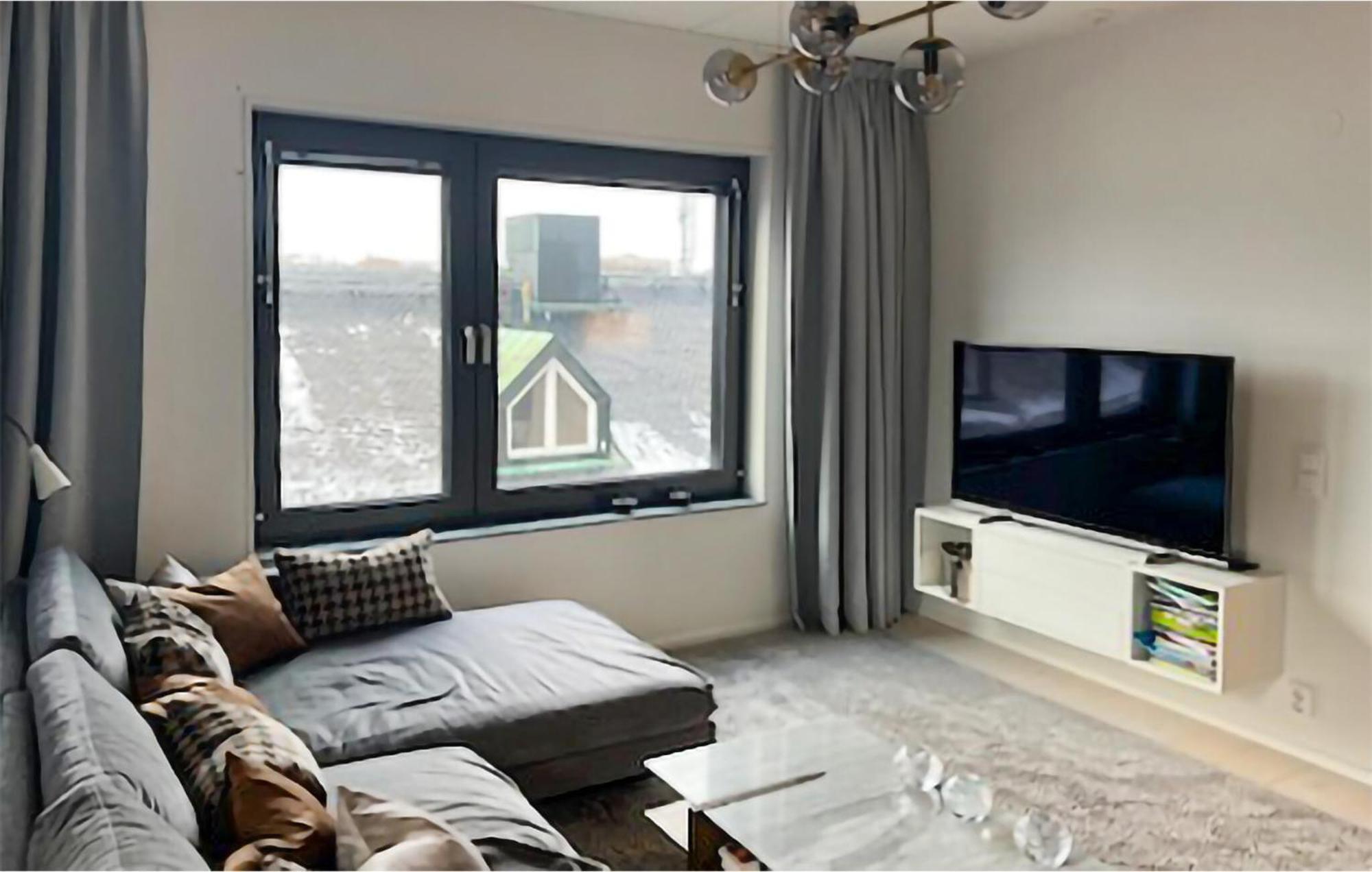 2 Bedroom Gorgeous Apartment In Стокхолм Екстериор снимка